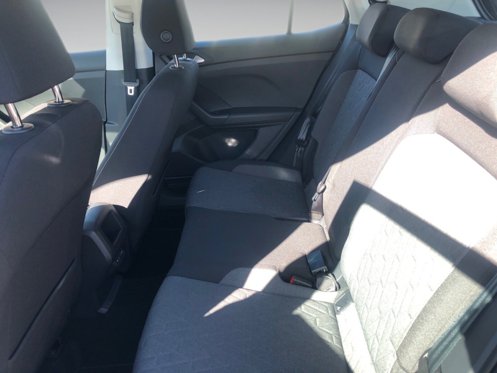 Volkswagen T-Cross – Bild 8