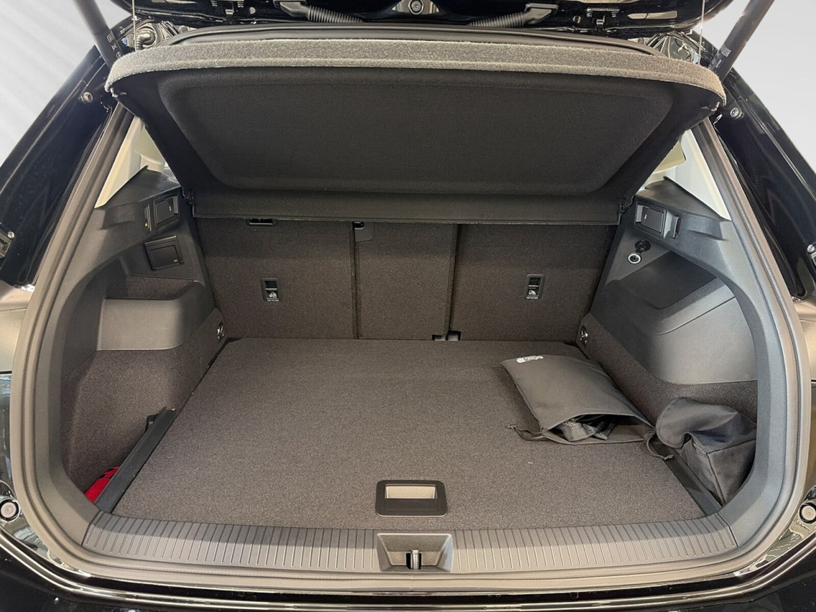 Volkswagen Tiguan – Bild 10