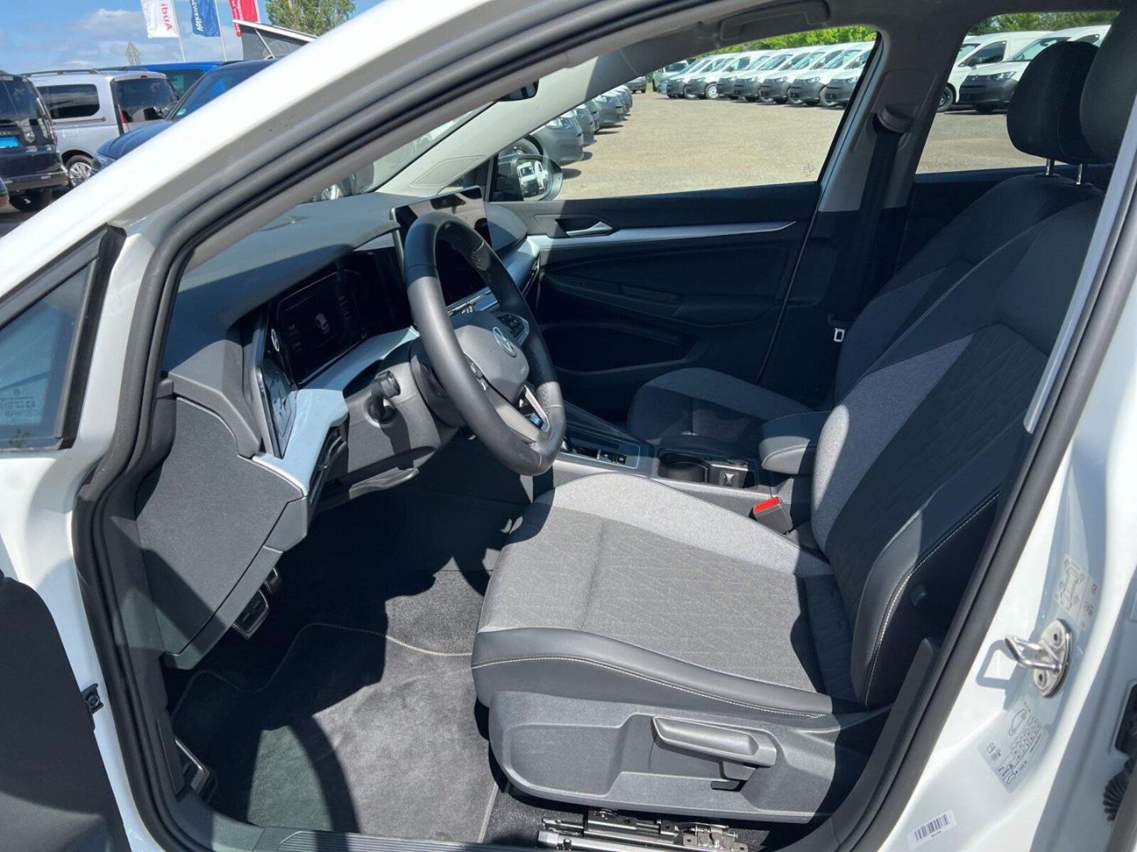 Volkswagen Golf – Bild 9