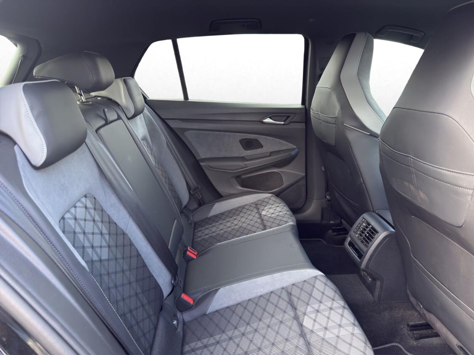 Volkswagen Golf – Bild 18