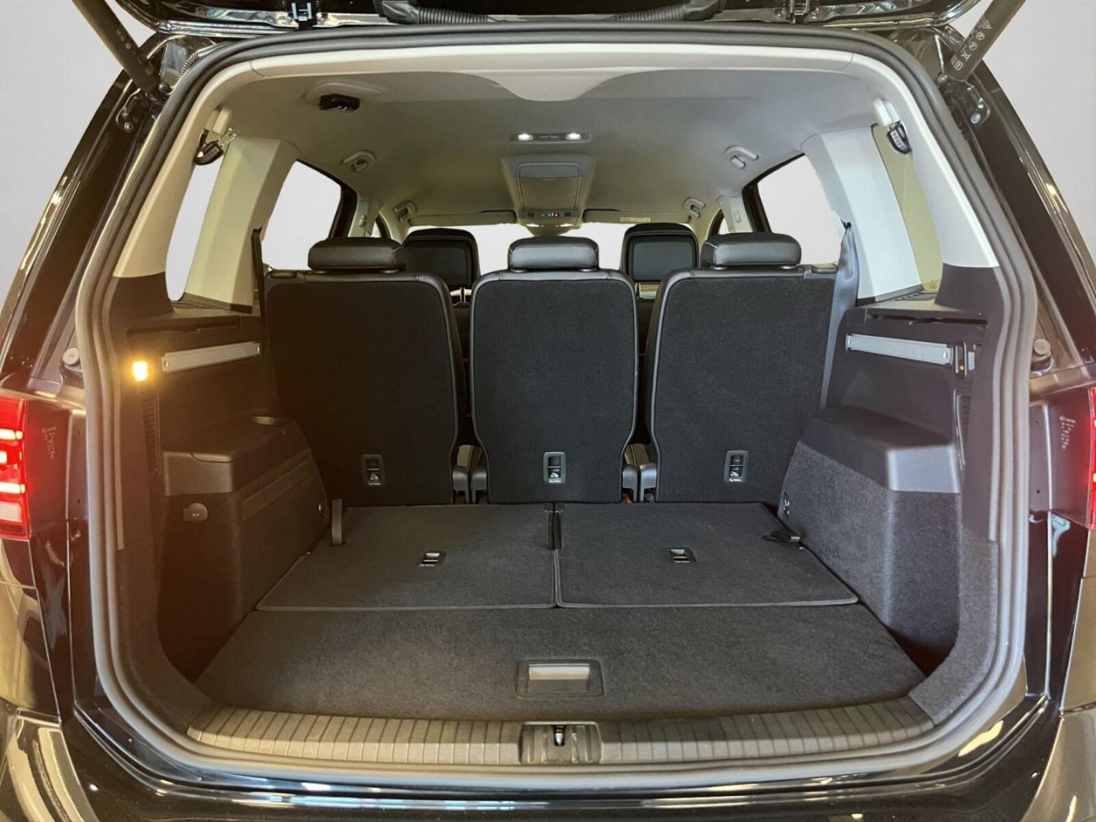 Volkswagen Touran – Bild 15
