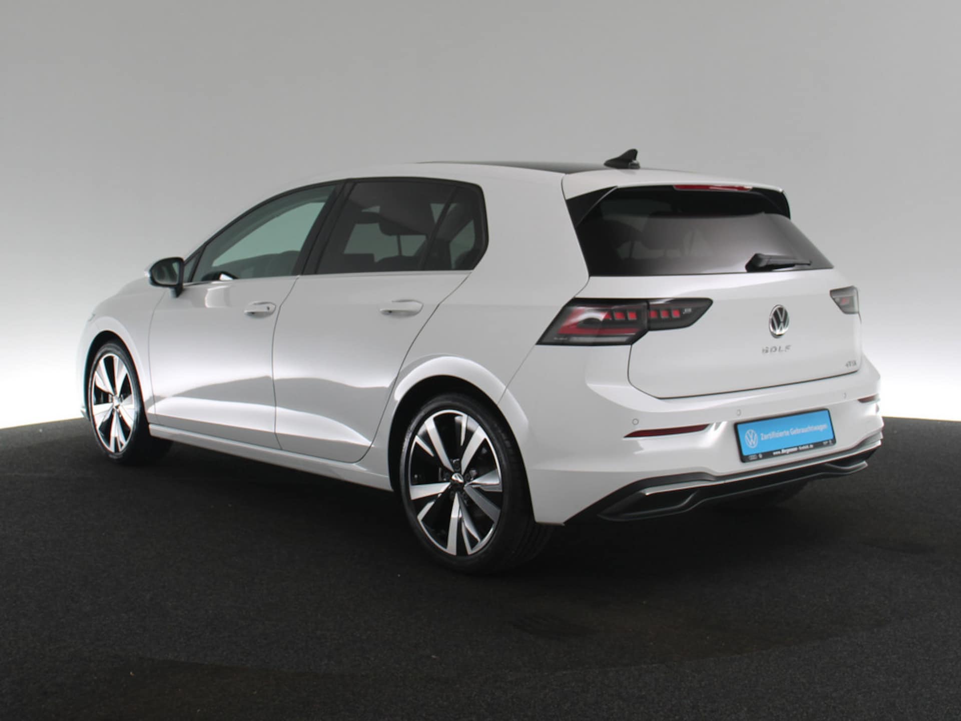 Volkswagen Golf Style