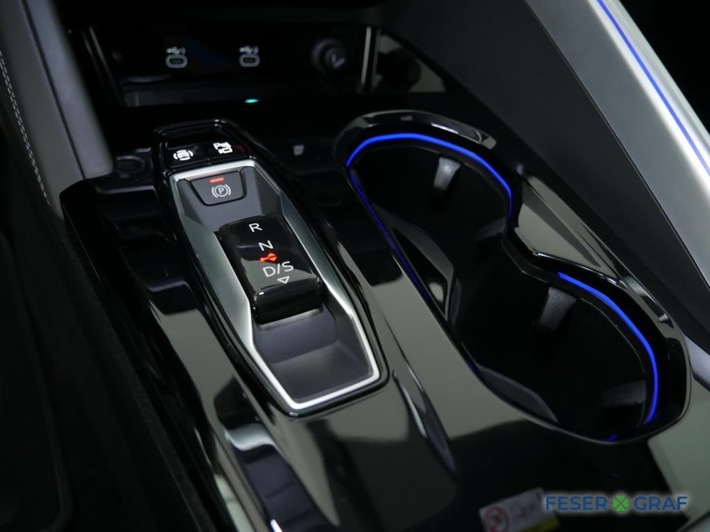 Bild über Audi Q5 SUV TDI quattro 150 kW S tronic - für weitere Informationen kontaktieren Sie den Audi Partner