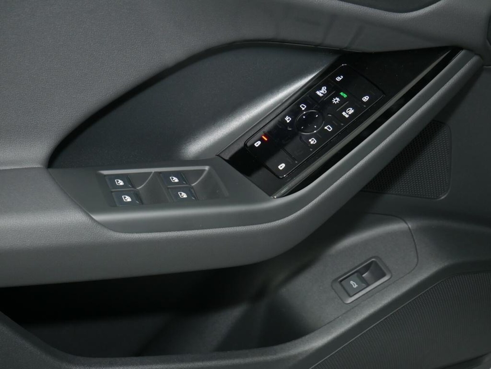 Audi Q6 Sportback e-tron – Bild 10