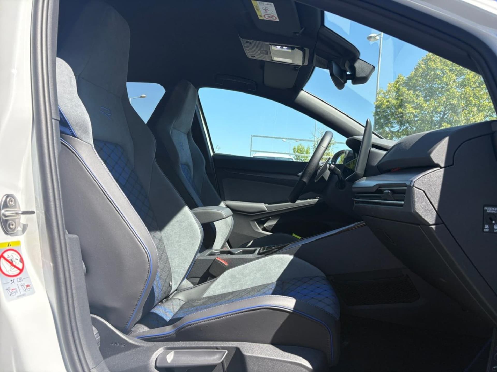 Volkswagen Golf R