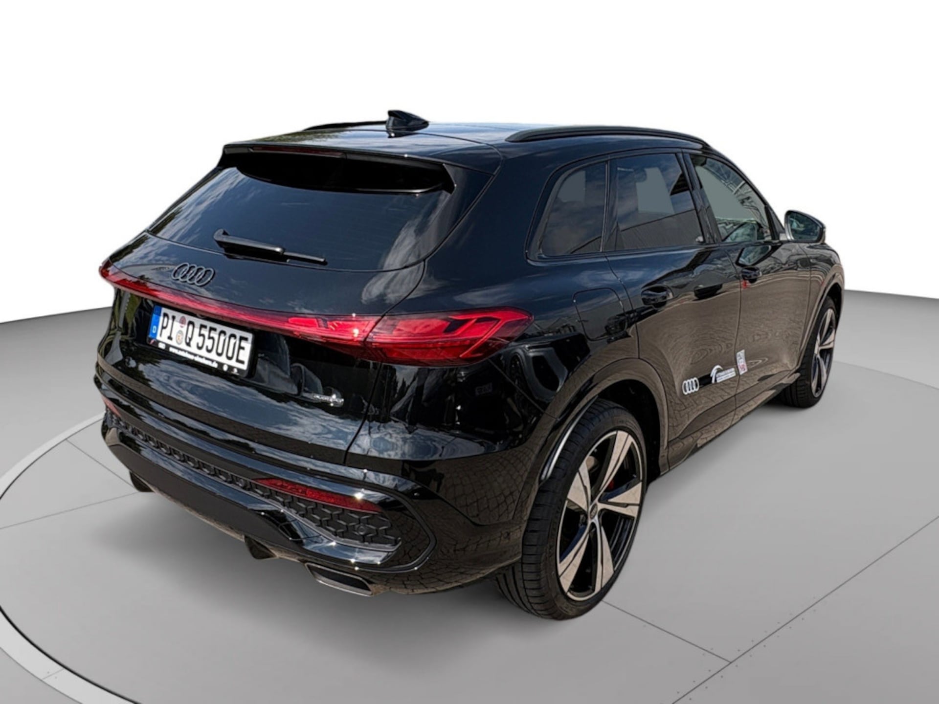 Audi Q5 SUV e-hybrid edition one