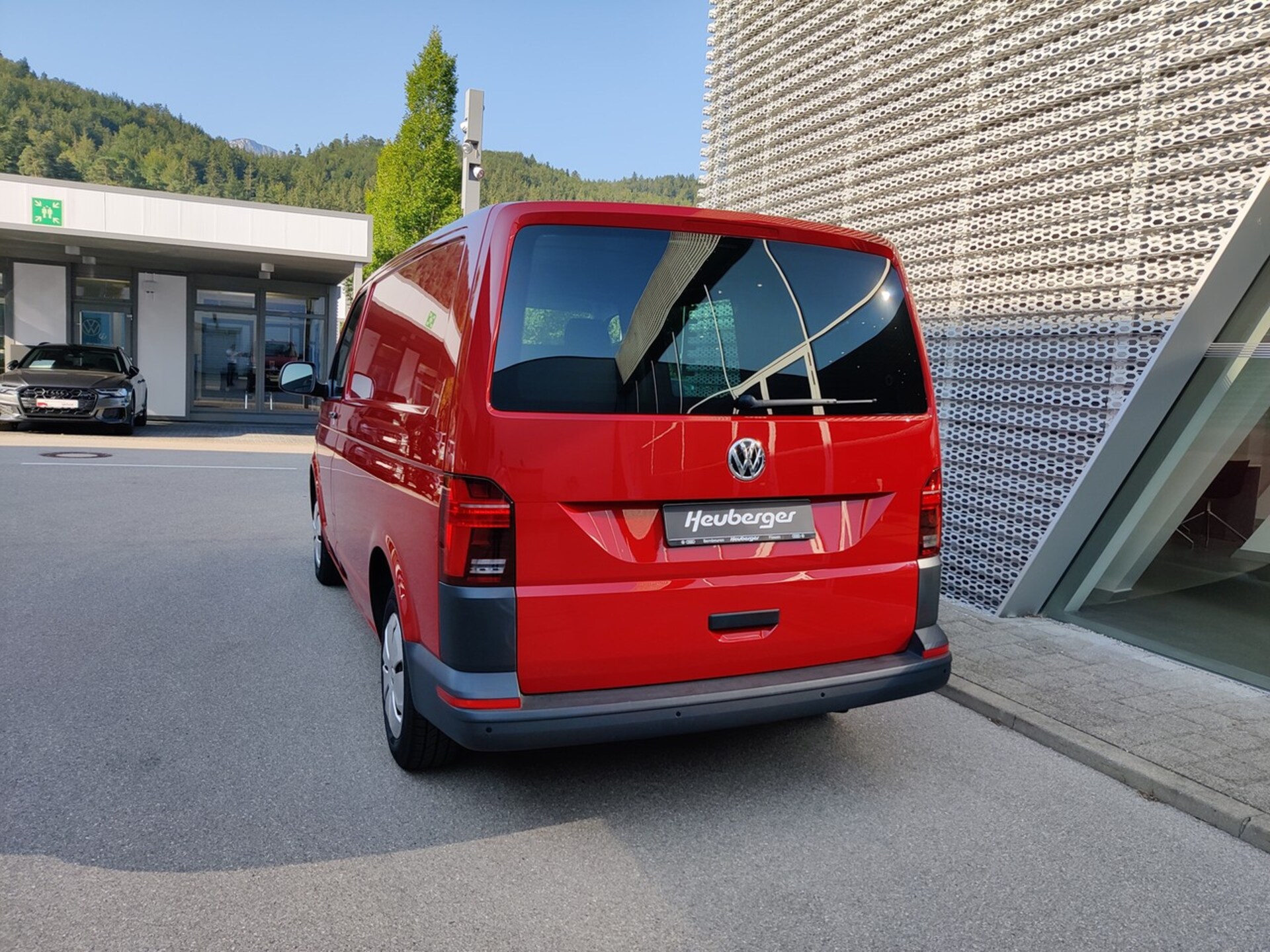 Volkswagen T6.1 Transporter Kasten kurzer Radstand