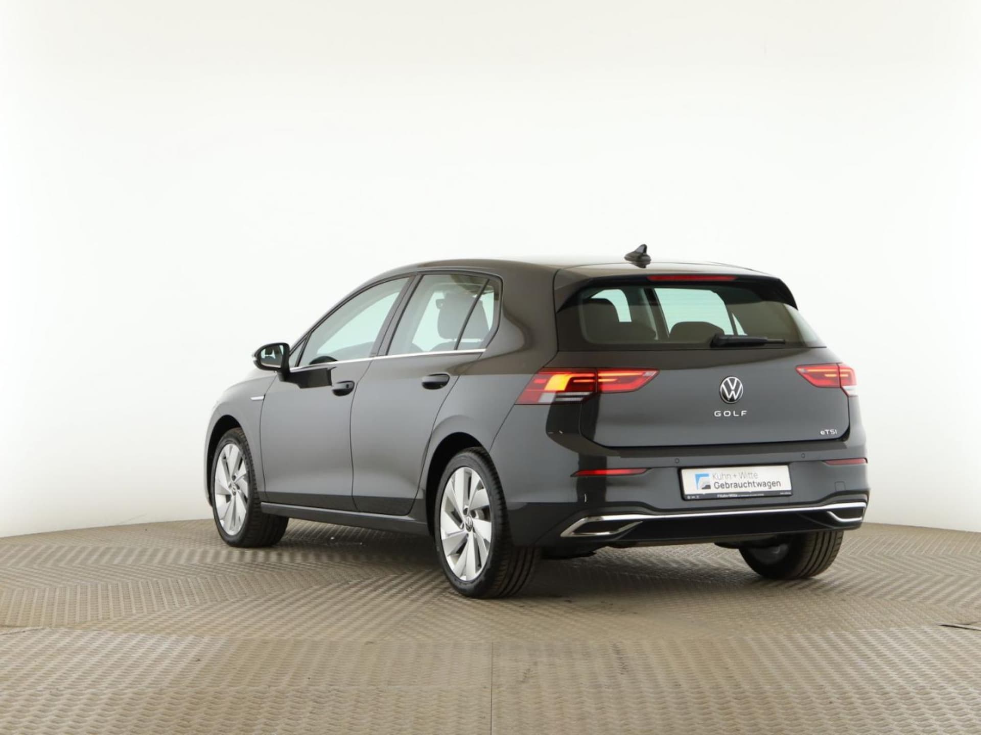 Volkswagen Golf Style