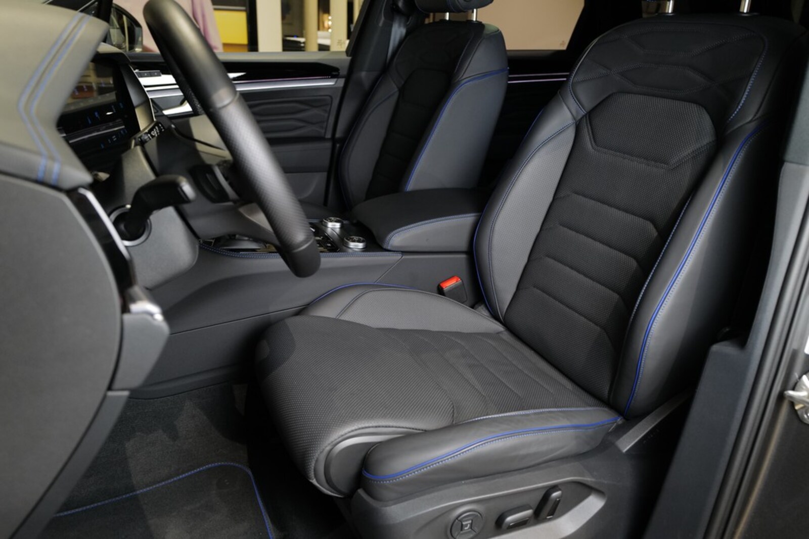 Volkswagen Touareg – Bild 12