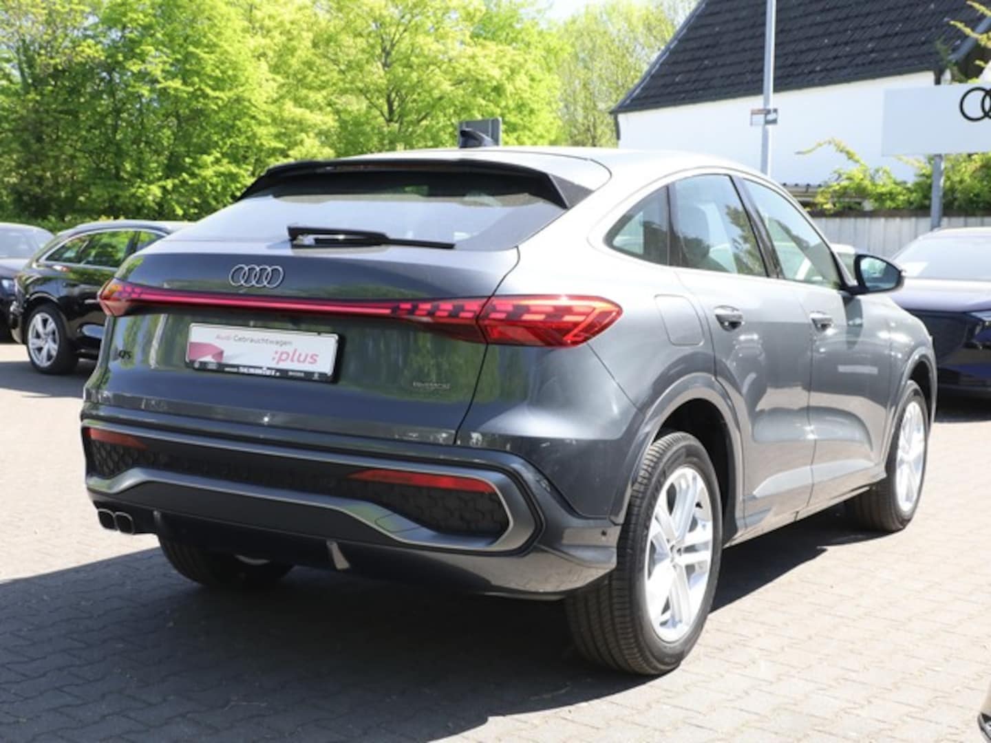 Bild über Audi Q5 Sportback TDI quattro 150 kW S tronic - für weitere Informationen kontaktieren Sie den Audi Partner