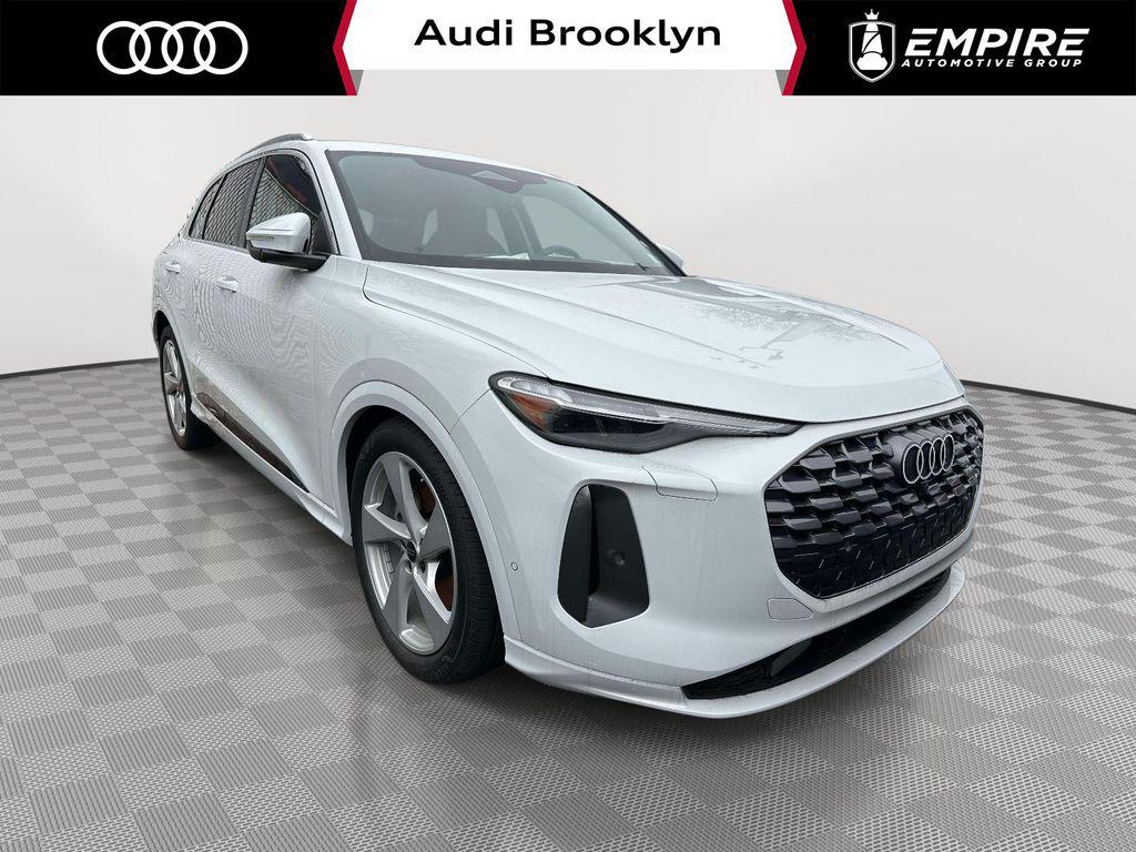 2025 Audi Q5 Prestige quattro's photo
