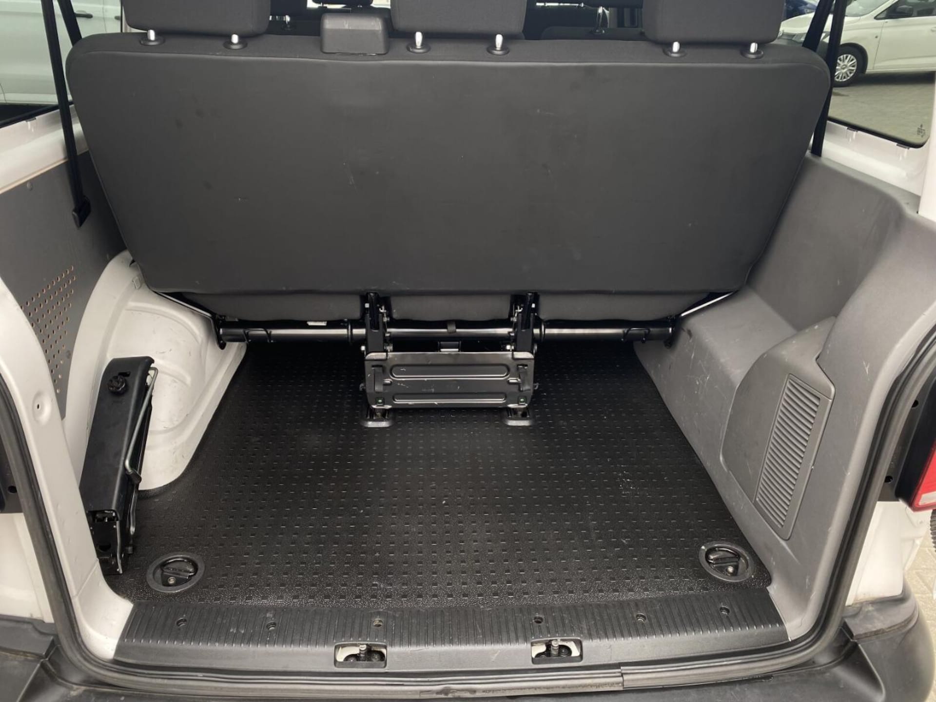 Volkswagen Transporter 6.1 Kombi krótki rozstaw osi