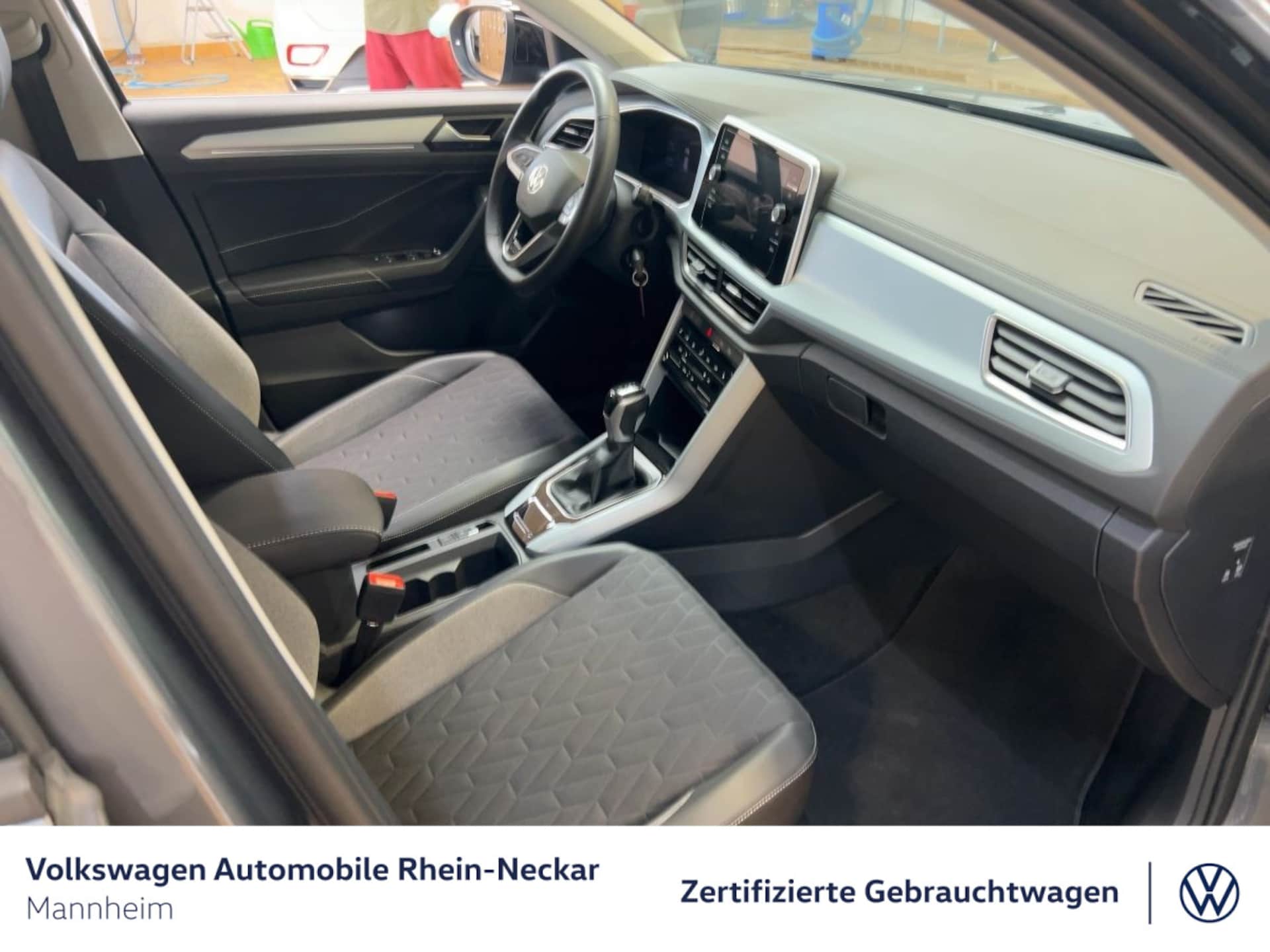 Volkswagen T-Roc Life