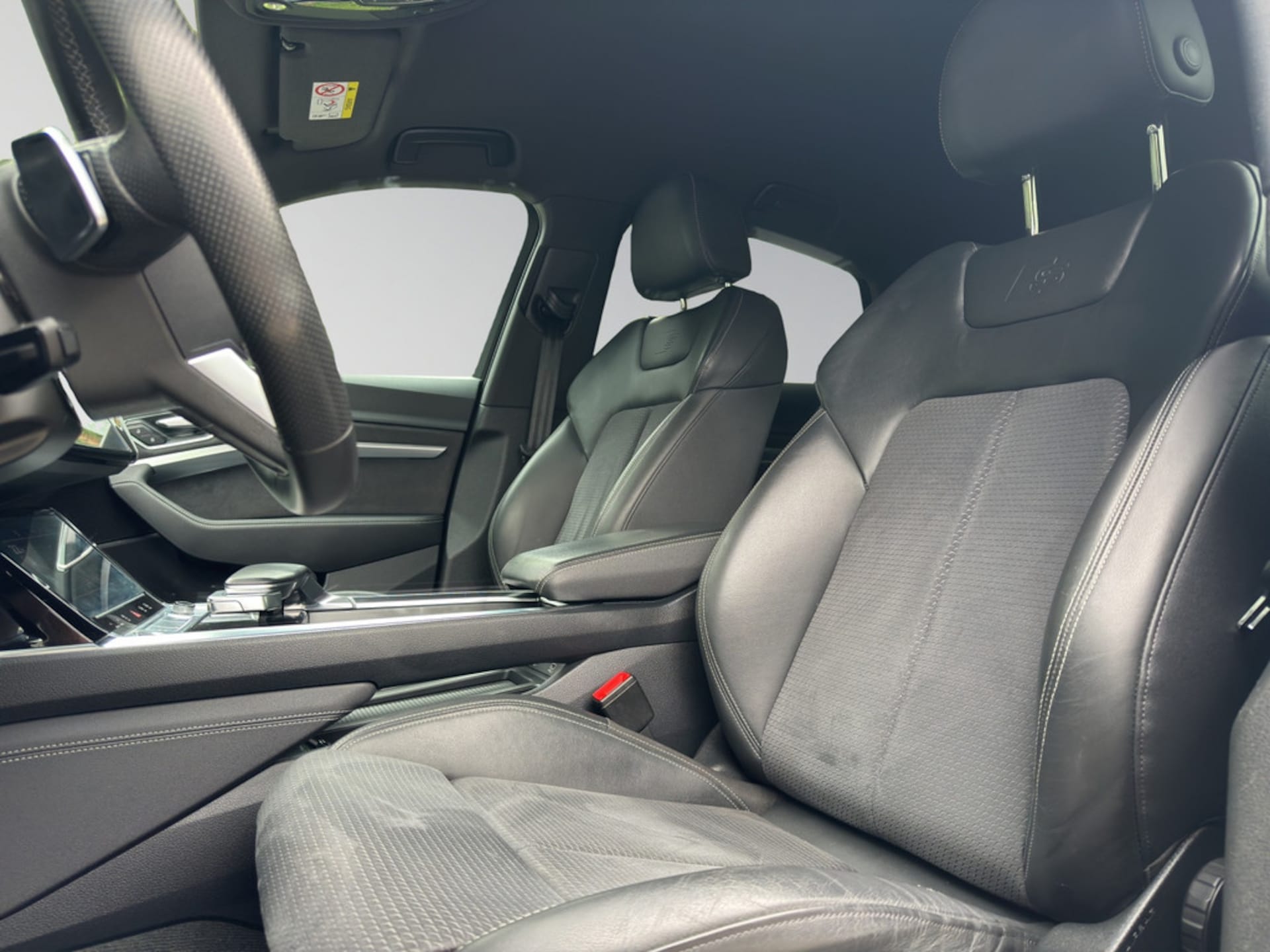 Audi e-tron Sportback S line