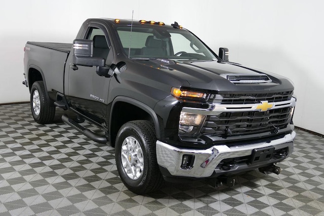 2024 Chevrolet Silverado