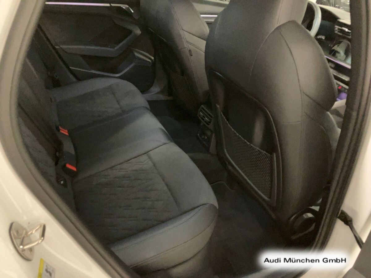 Image about Audi RS 3 Limousine TFSI quattro S tronic