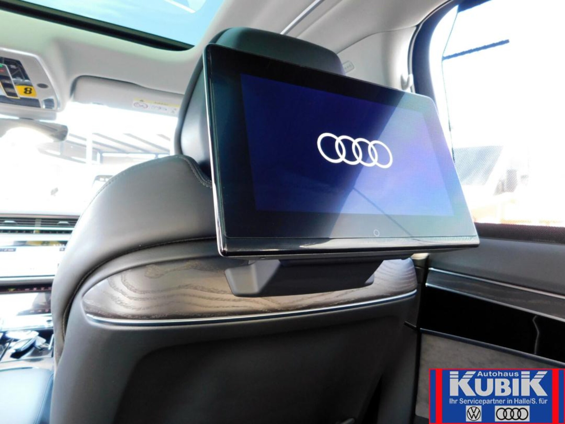 Audi A8 L TFSI e