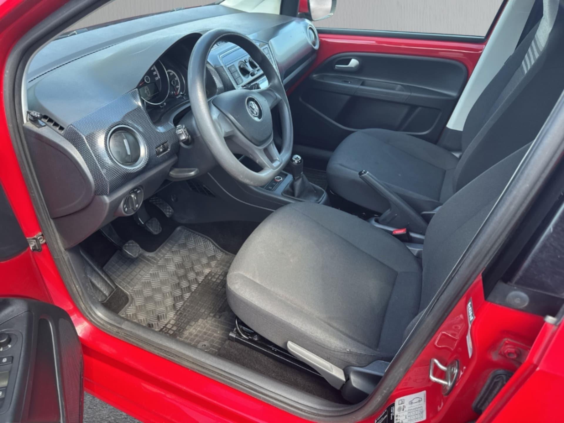 Volkswagen up! move up!
