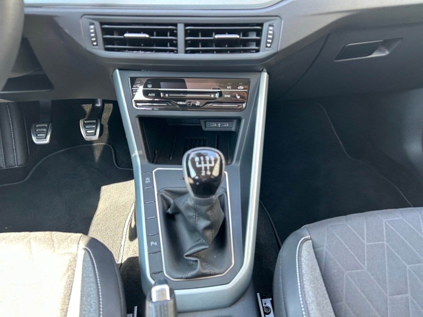 Volkswagen Polo – Bild 11