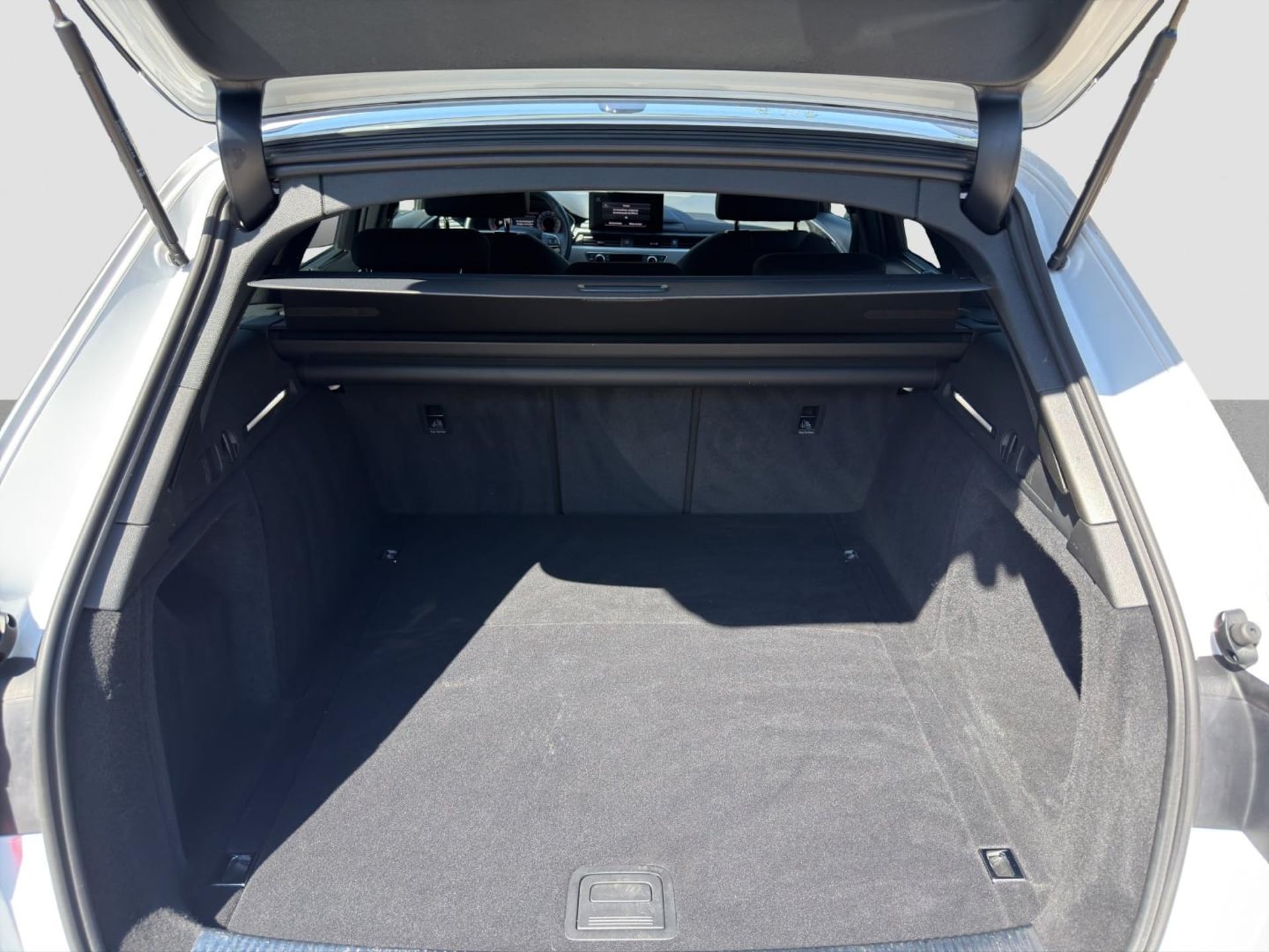 Audi A4 Avant Advanced