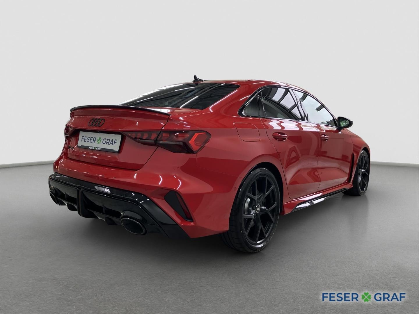 Bild über Audi RS 3 Limousine TFSI quattro 294 kW S tronic - für weitere Informationen kontaktieren Sie den Audi Partner