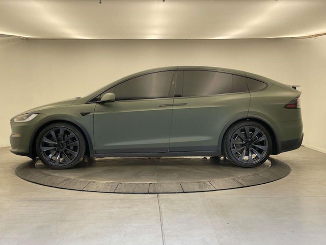 2025 Tesla Model X