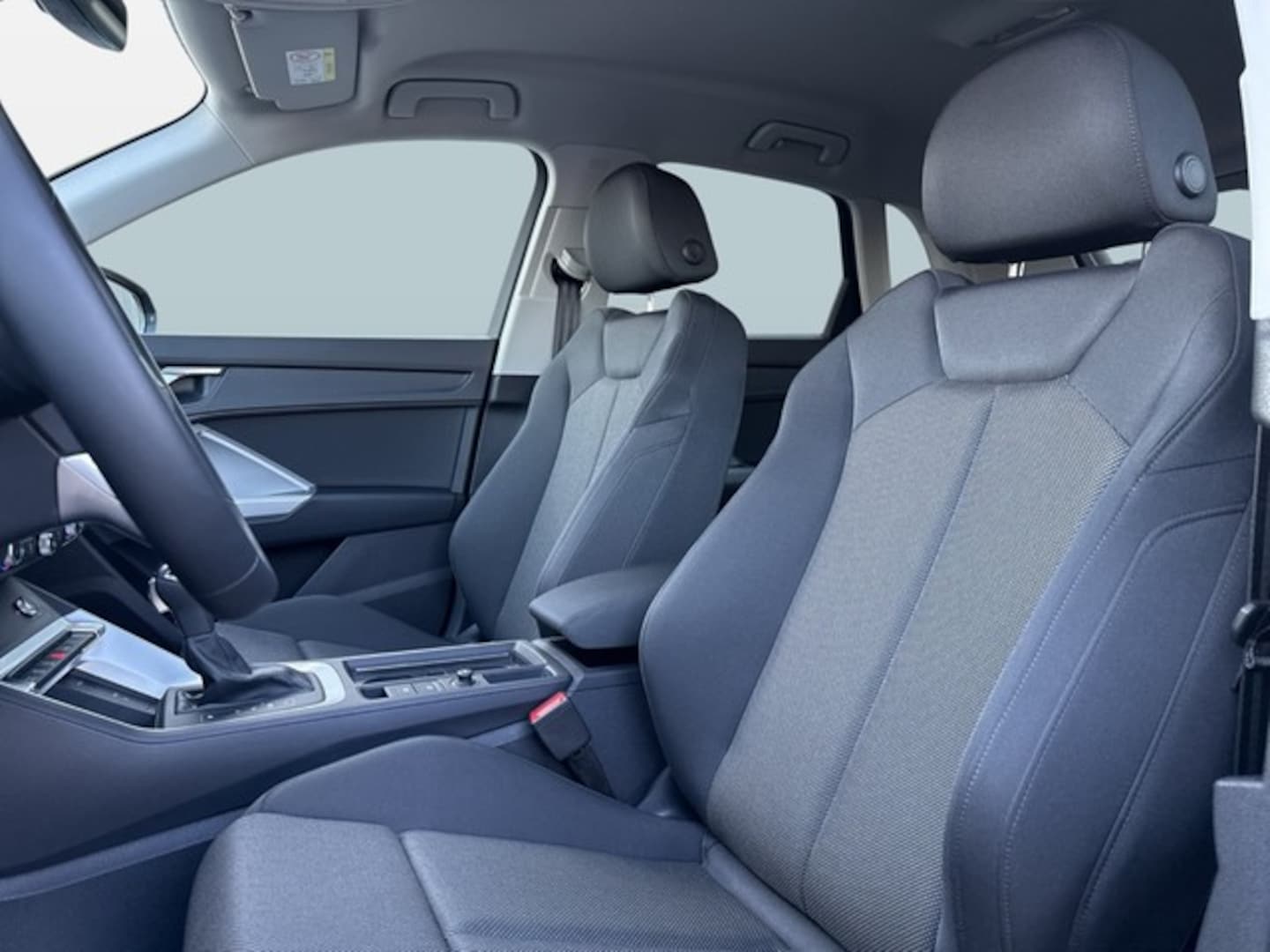 Bild über Audi Q3 S line 35 TDI S tronic - für weitere Informationen kontaktieren Sie den Audi Partner