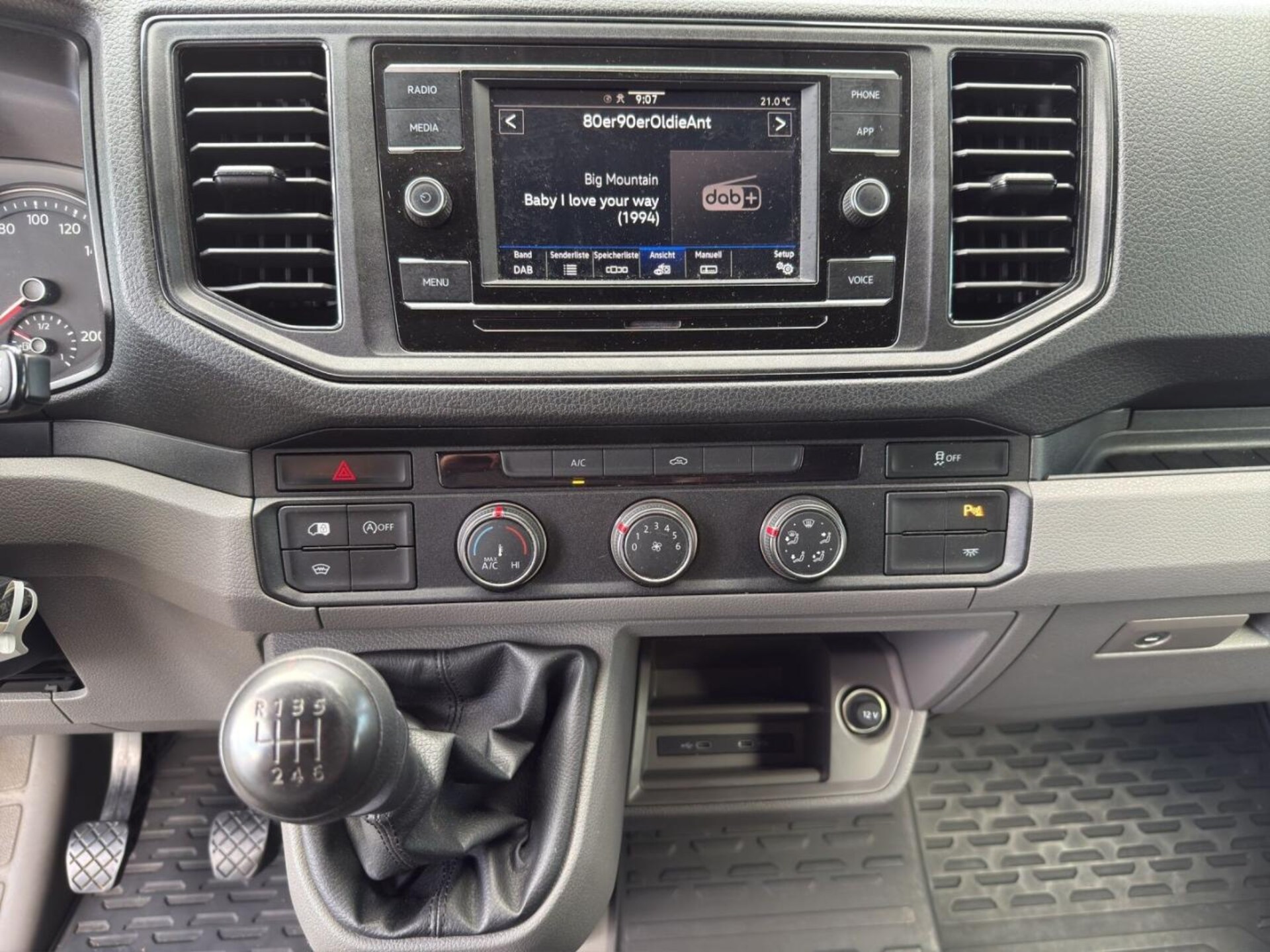 Volkswagen Crafter Kasten langer Radstand