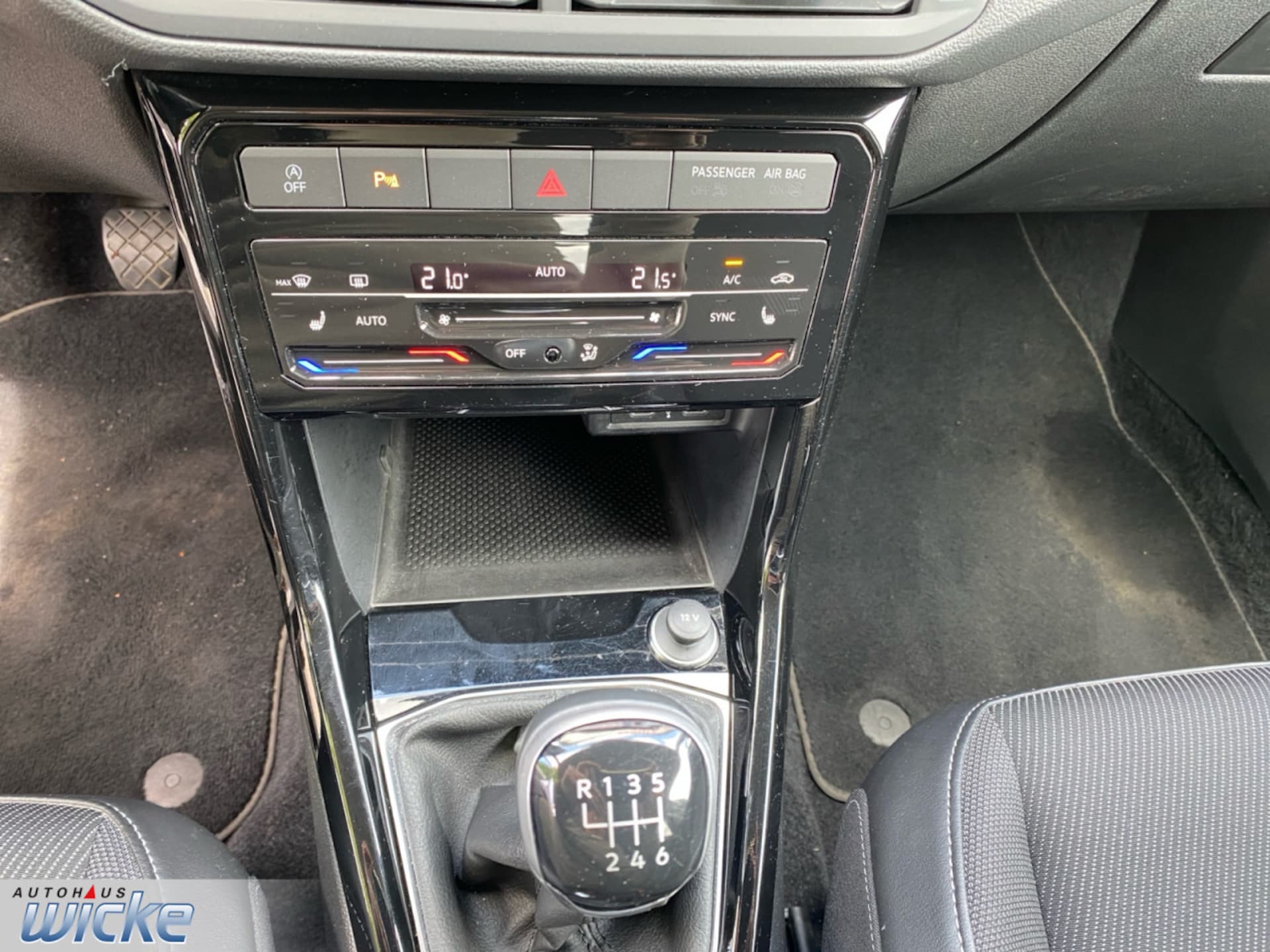 Volkswagen T-Cross Style