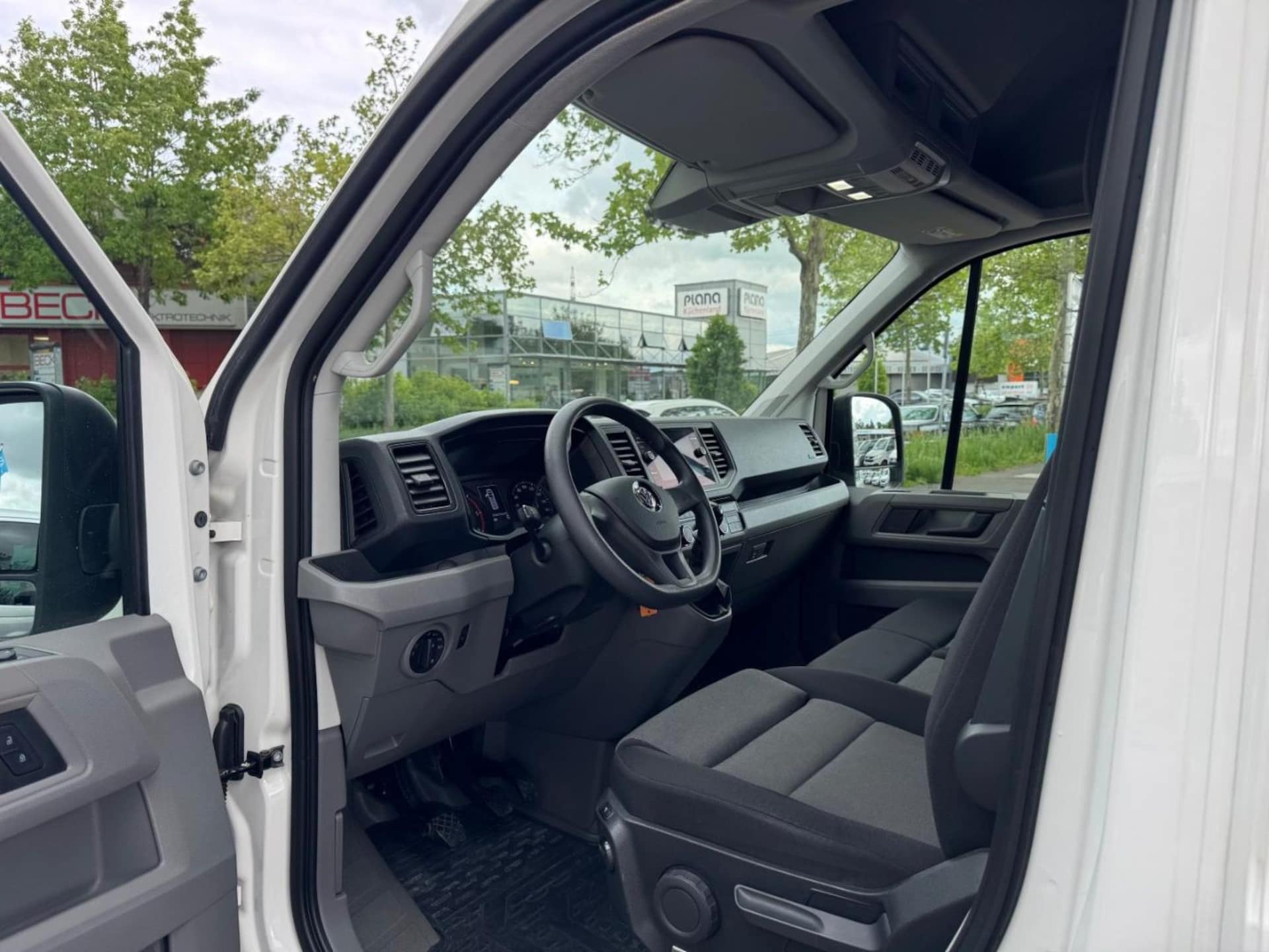 Volkswagen Crafter Kasten langer Radstand