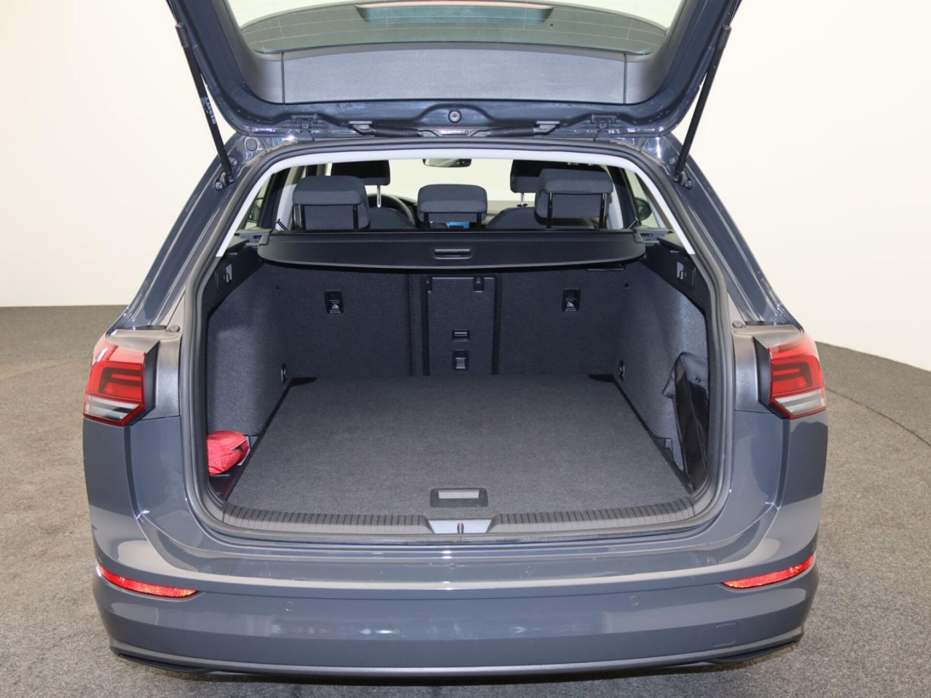 Volkswagen Golf Variant Life