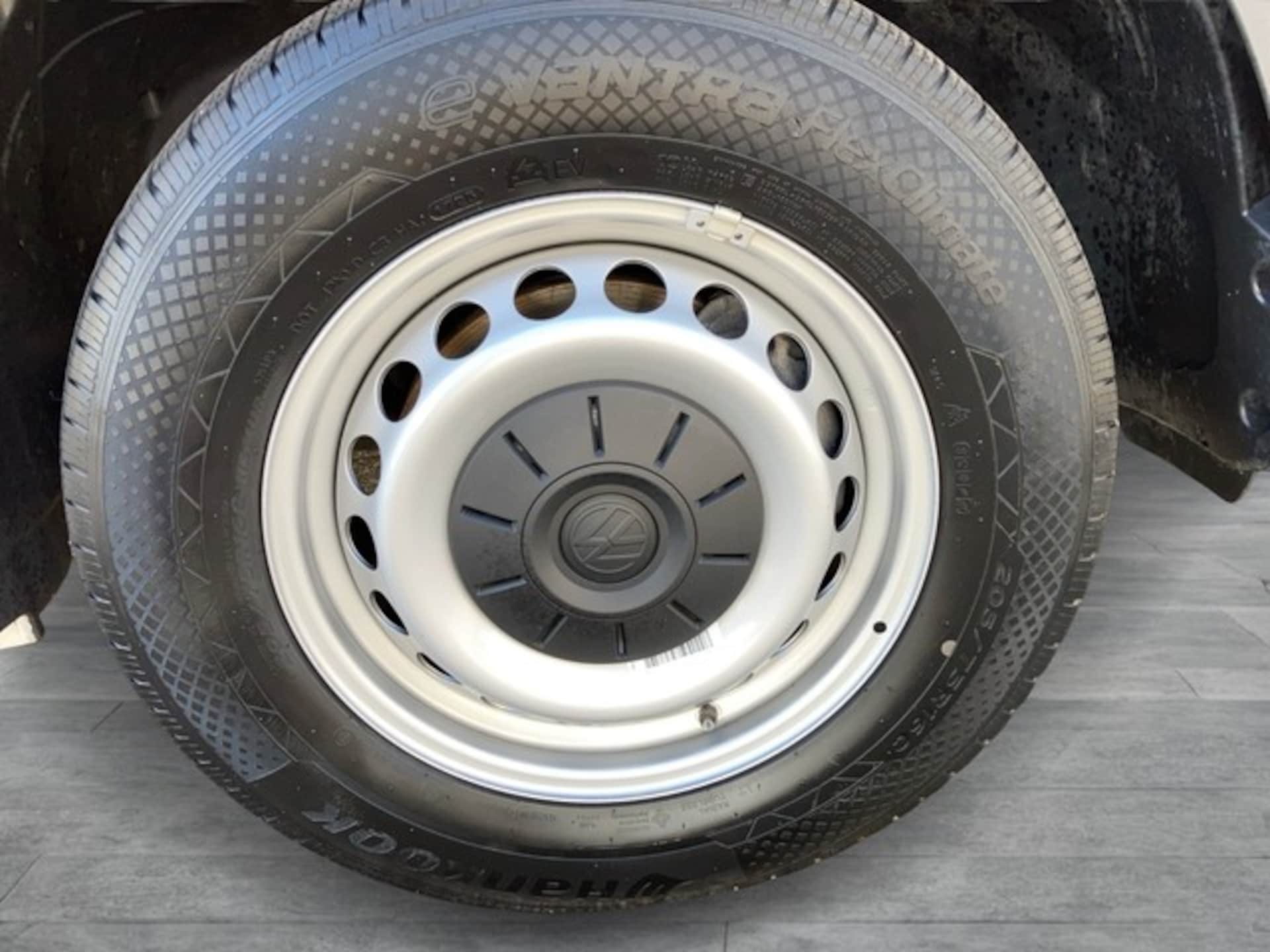 Volkswagen Crafter Kasten langer Radstand