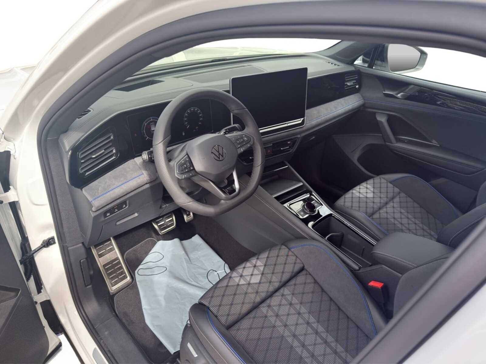 Volkswagen Tiguan – Bild 11