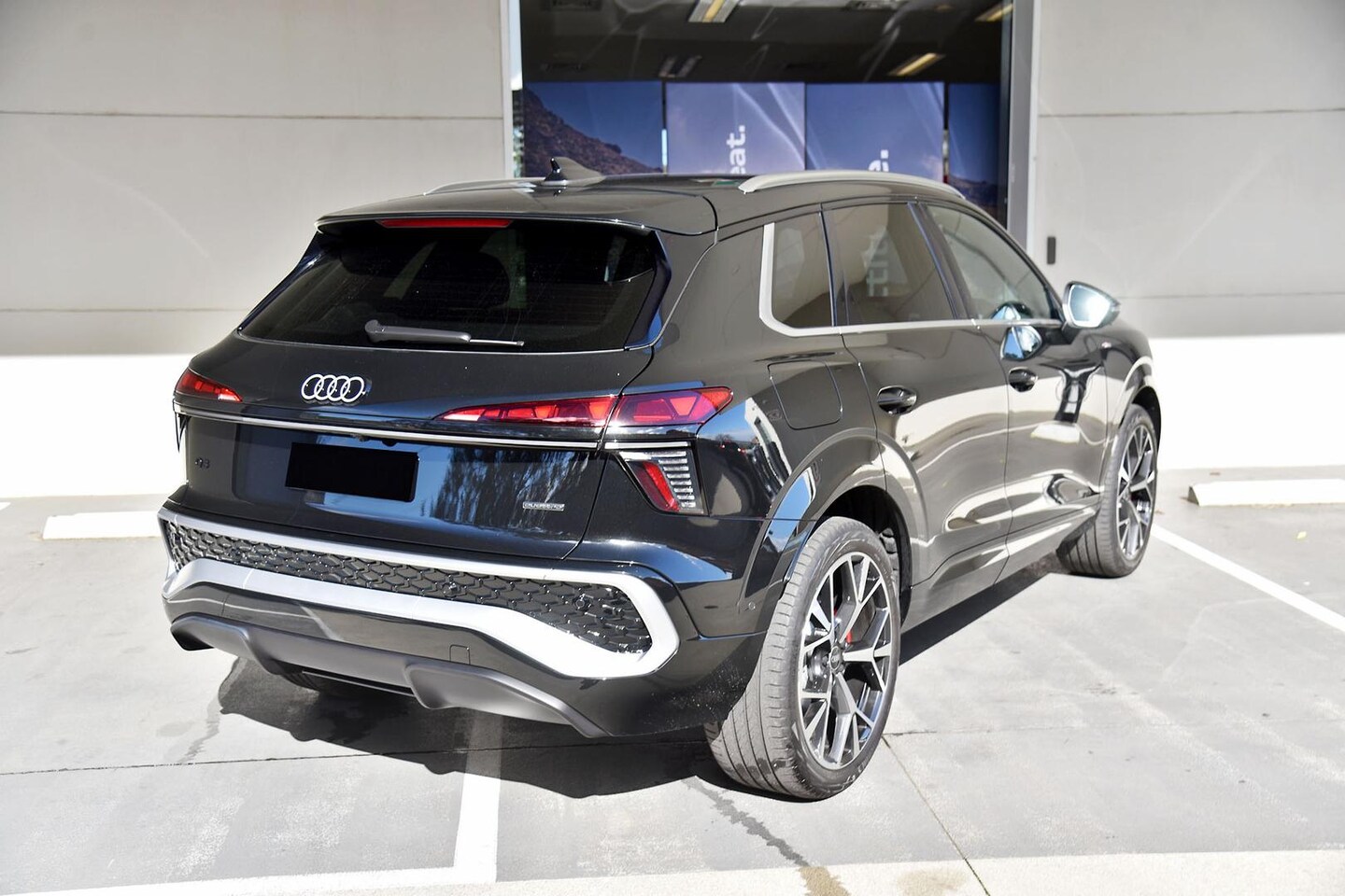 Image about Audi Q3 SUV TFSI quattro 195 kW