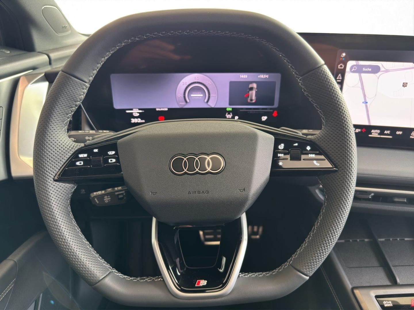 Bild über Audi Q4 Sportback e-tron e-tron quattro performance 250 kW - für weitere Informationen kontaktieren Sie den Audi Partner