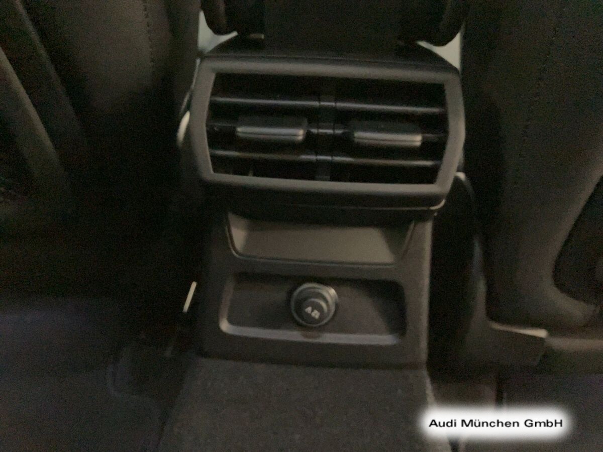 Image about Audi RS 3 Limousine TFSI quattro S tronic