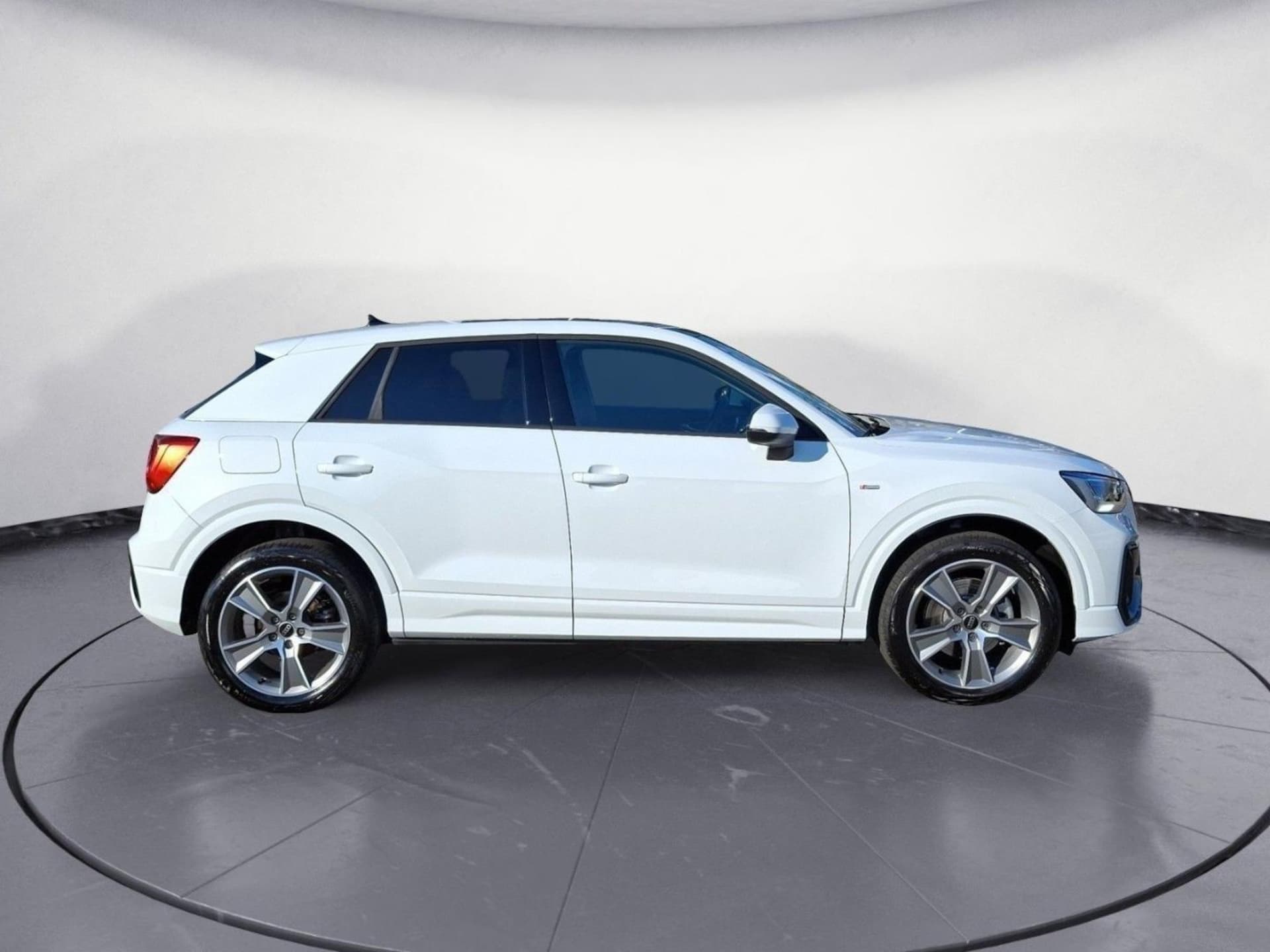 Audi Q2 S line