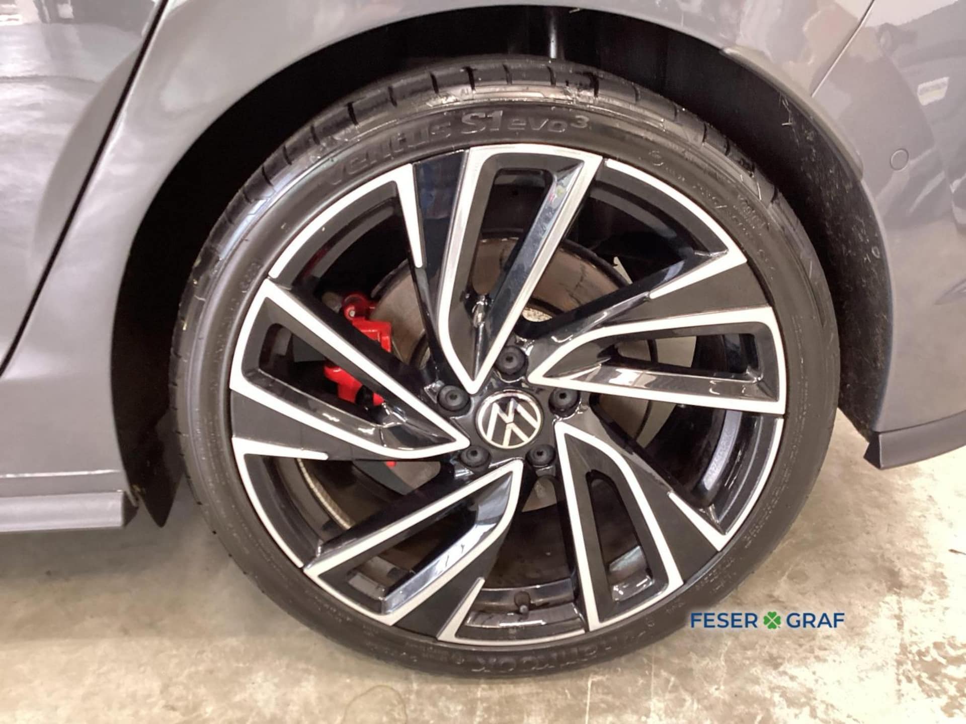 Volkswagen Golf GTI