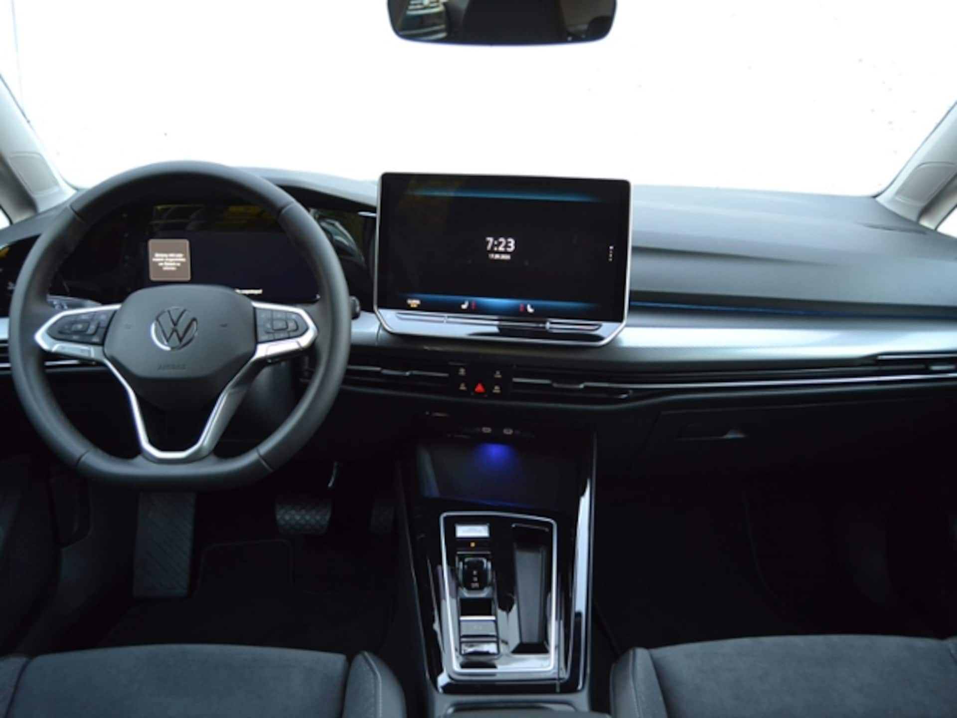 Volkswagen Golf Style