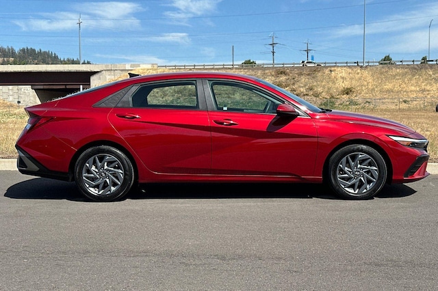 2024 Hyundai Elantra