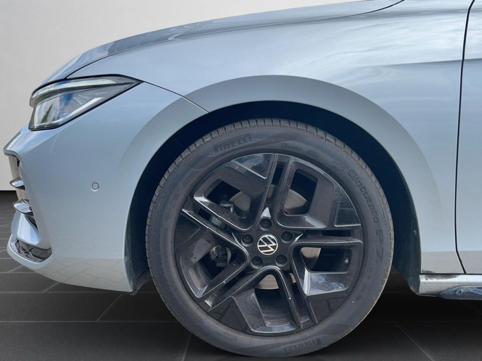 Volkswagen Passat – Bild 8