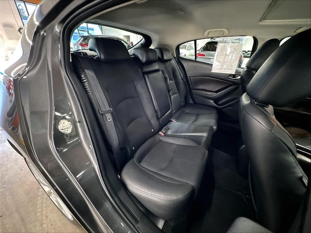 2017 Mazda Mazda3 Grand Touring - Photo 26