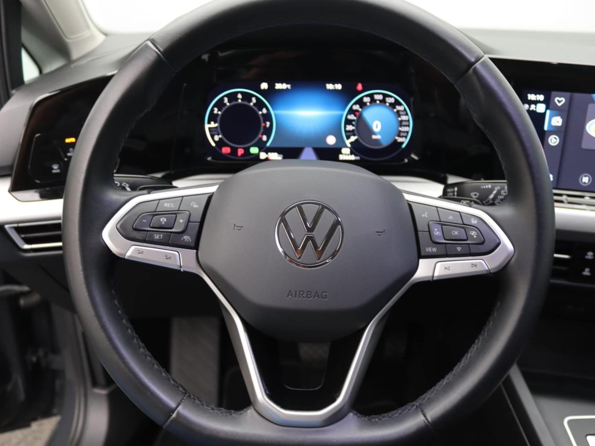Volkswagen Golf Variant Life
