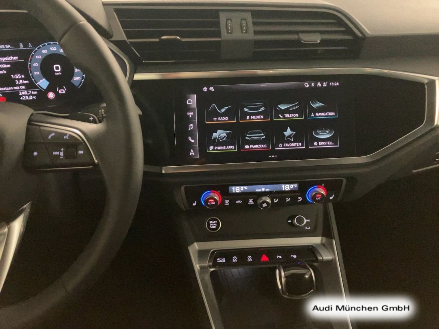 Bild über Audi Q3 TFSI 110 kW S tronic - für weitere Informationen kontaktieren Sie den Audi Partner