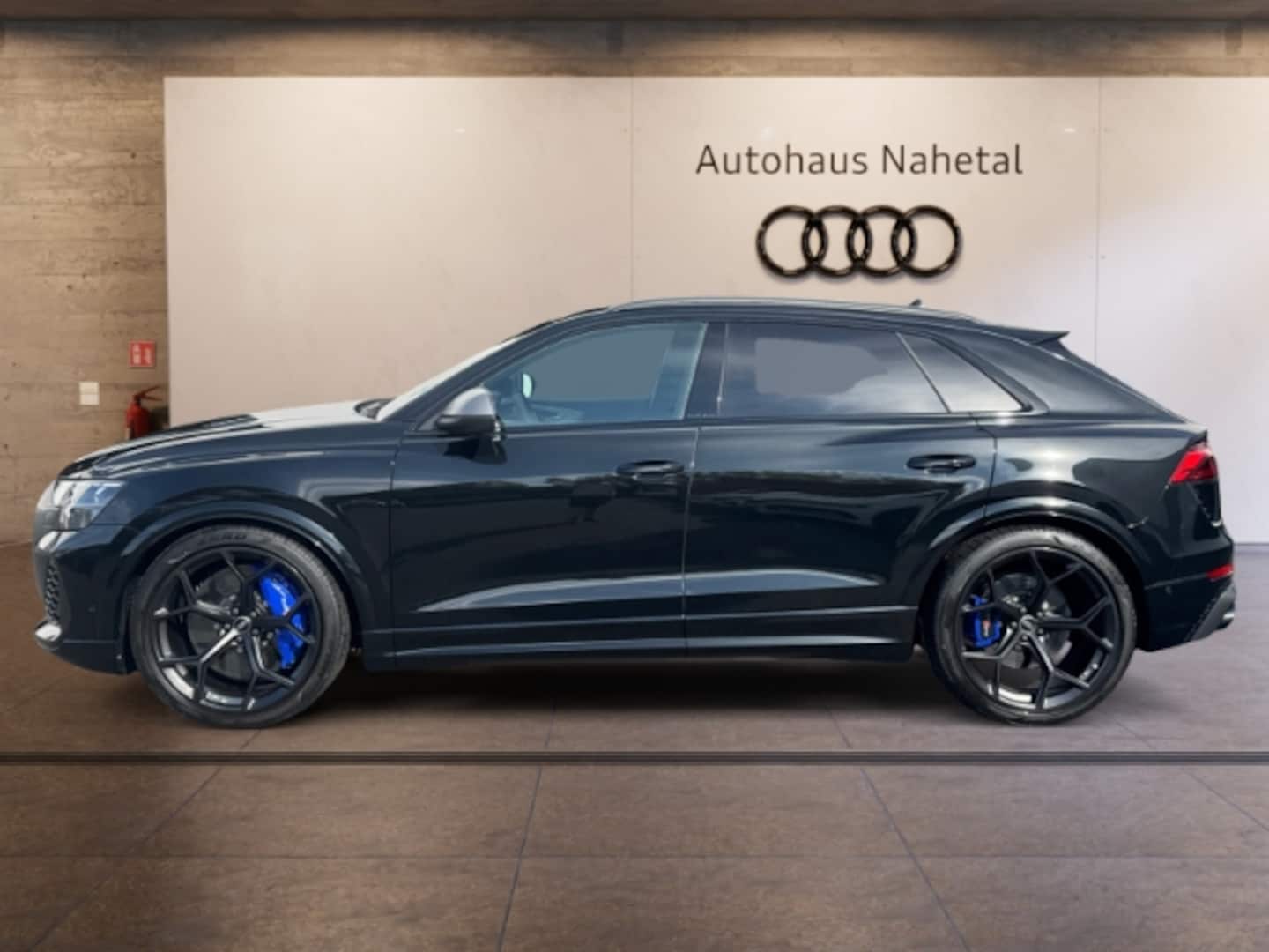 Bild über Audi RS Q8 SUV TFSI quattro 471 kW tiptronic - für weitere Informationen kontaktieren Sie den Audi Partner