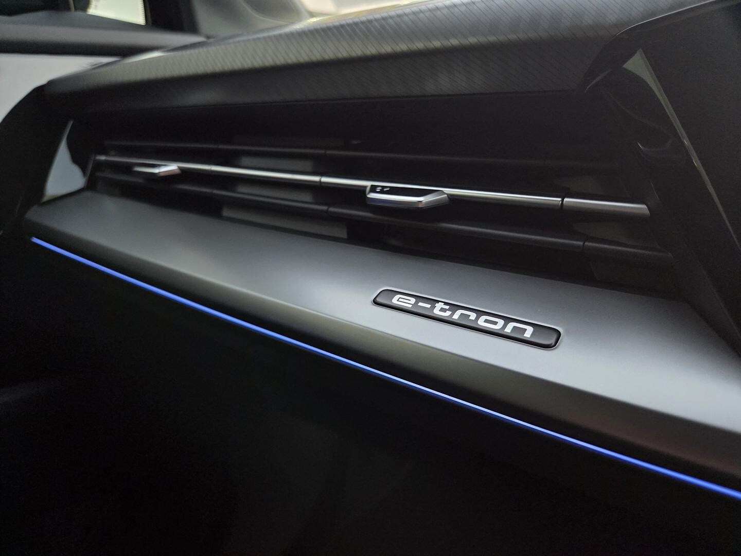 Image about Audi Q4 e-tron e-tron