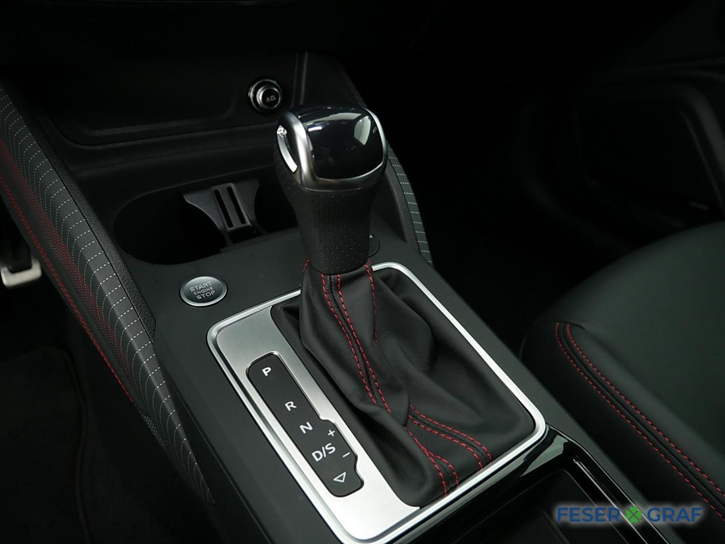 Image about Audi Q2 S line 40 TFSI quattro S tronic