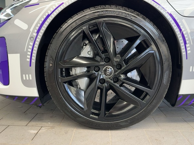Audi e-tron GT RS
