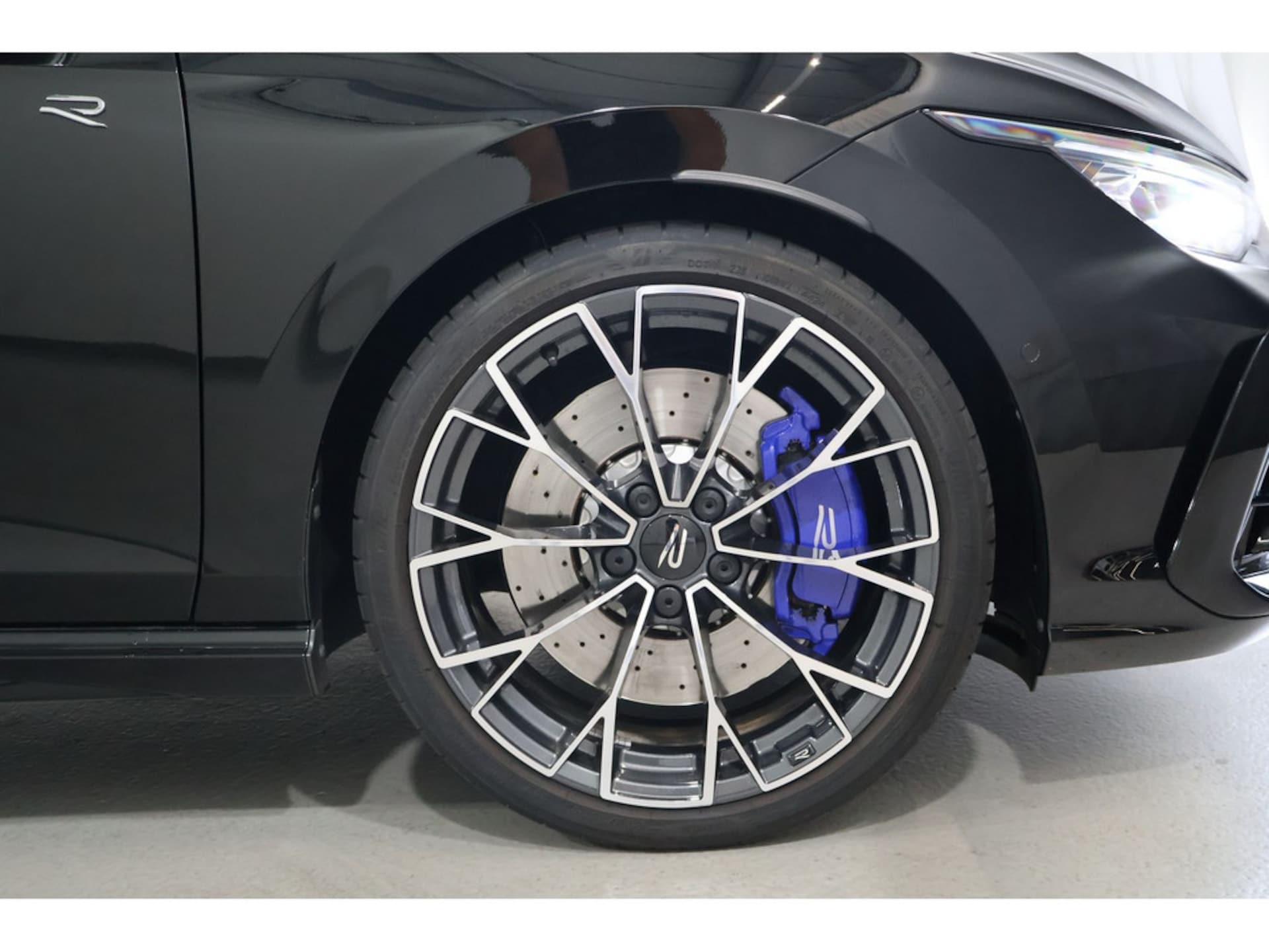 Volkswagen Golf R