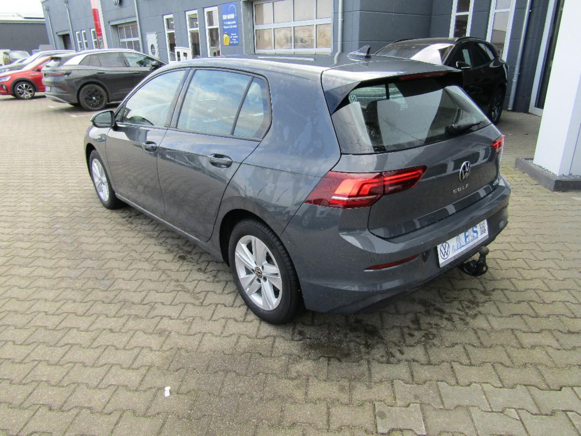 Volkswagen Golf Life